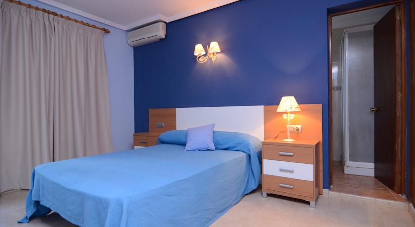 Hostal Cala Boix Es Cana 객실 사진